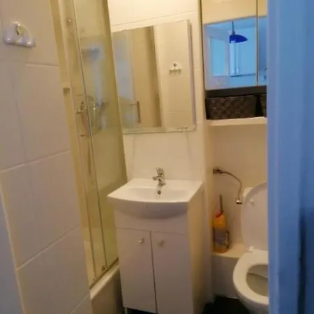 Uroczy Apartament Blisko Centrum * Varsovia